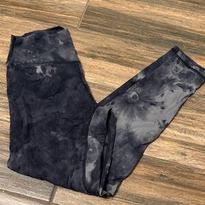 Women's Black and Gray Tie-Dye Leggings